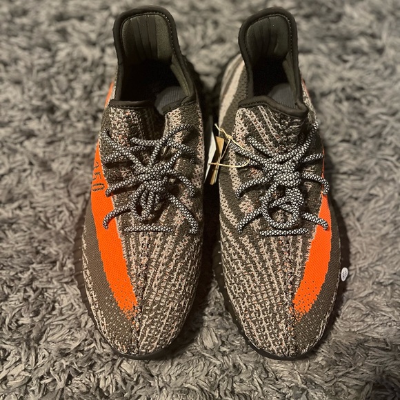 Yeezy 350 V2 (SZ 11) - Picture 3 of 3